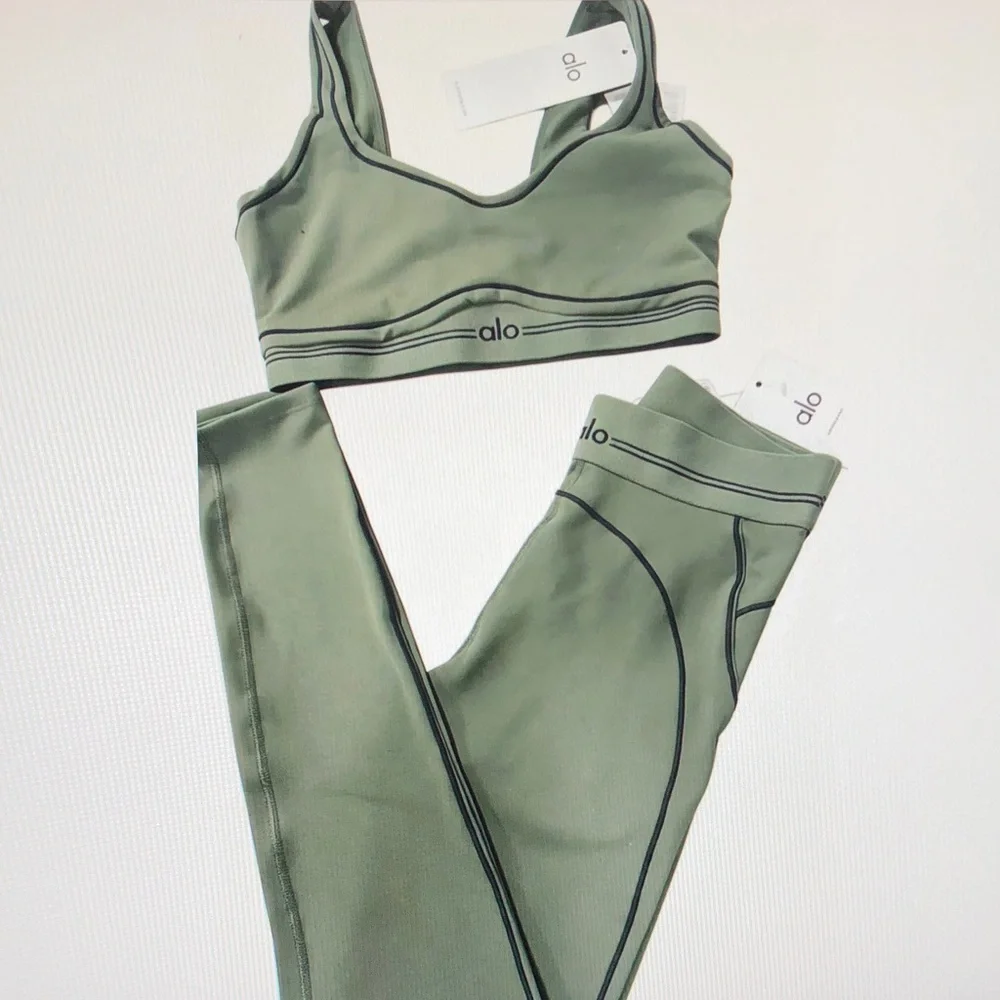 ALO Yoga Set Olive Green Ribbed High-Waist Leggings With Bra